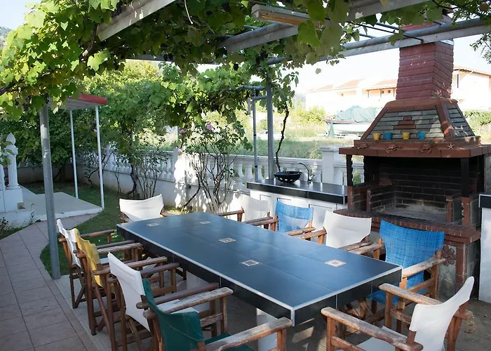 Nereids And * Chrysi Ammoudia